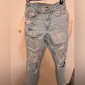 American Eagle distressed skinny jean size 4